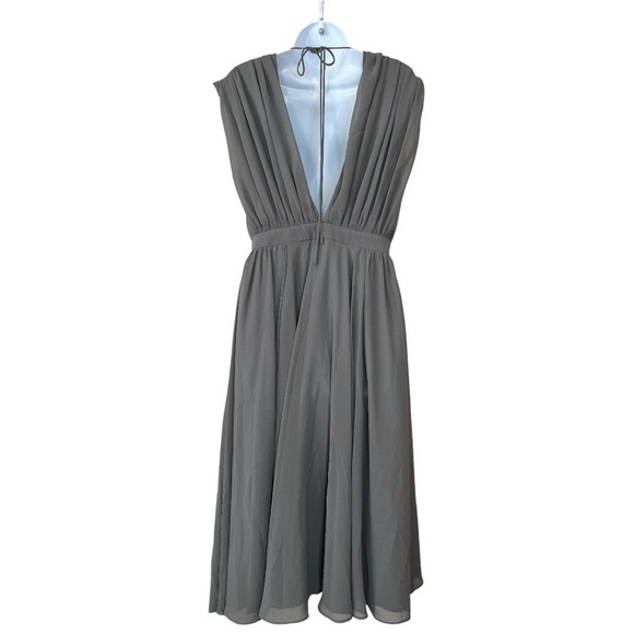 Fame and Partners Gray Deep-V Button Front Midi Dress - Picture 2 of 5